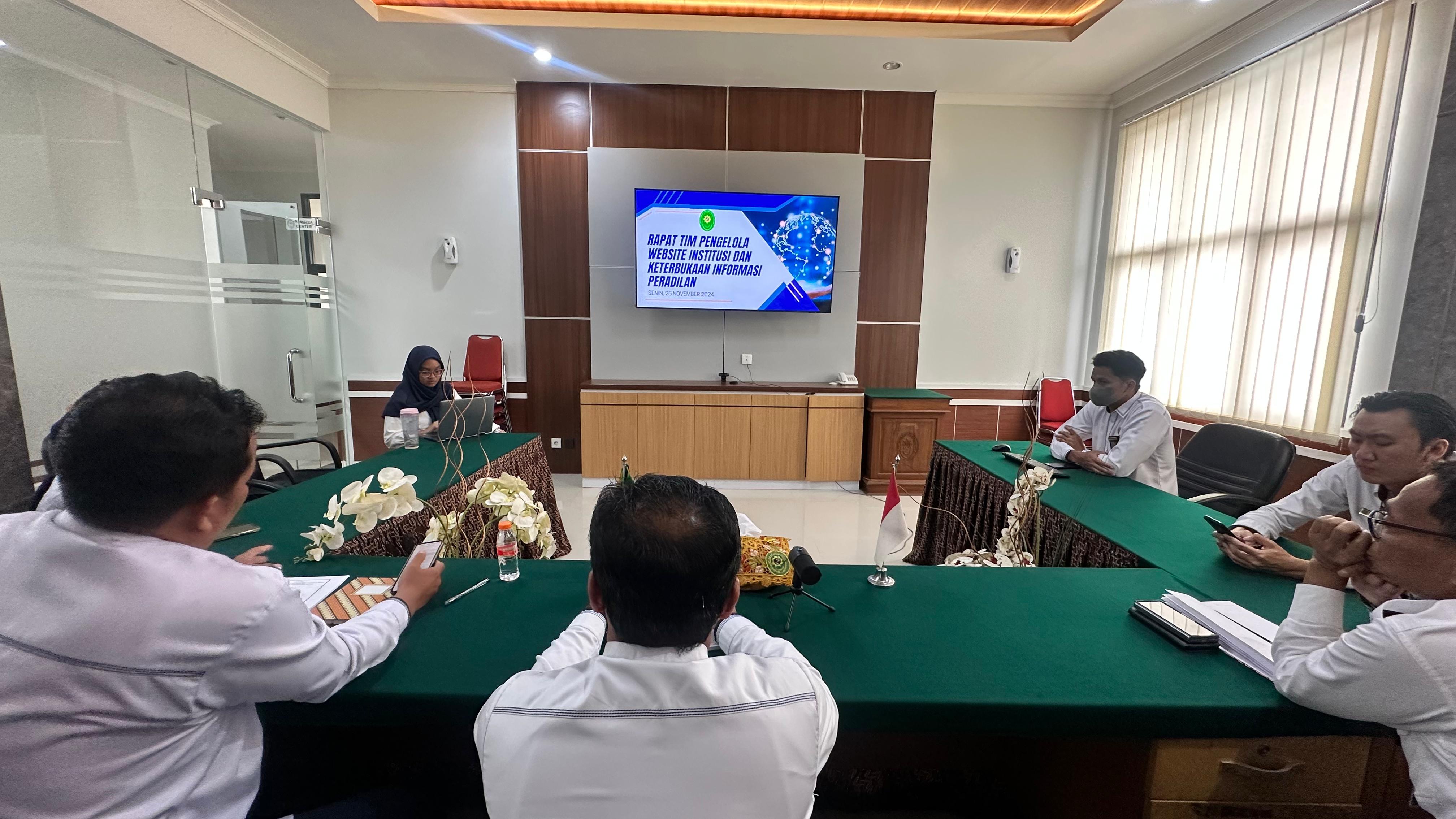 20241125_rapat_it_1.jpeg